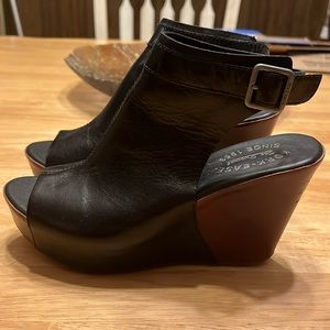 Kork-Ease wedges